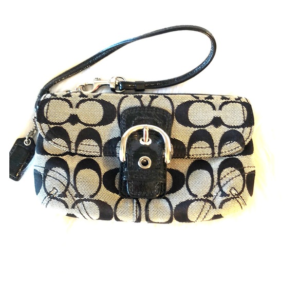 Coach Handbags - 🎁FREE w/BUNDLE 🎁 COACH black & gray WRISTLET